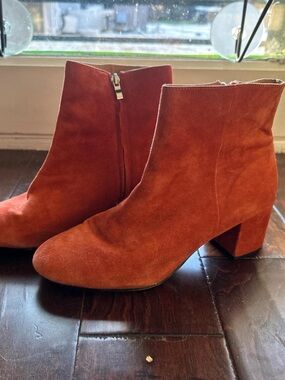 Urban Outfitters Rust Suede Block Heel Ankle Boots